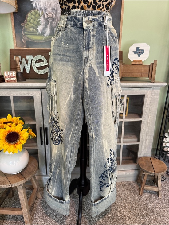 RED Denim - Smoke RIse RED Embroidered Acid-Wash Curvy Cargo Jeans in Blue NWT  Sz XL